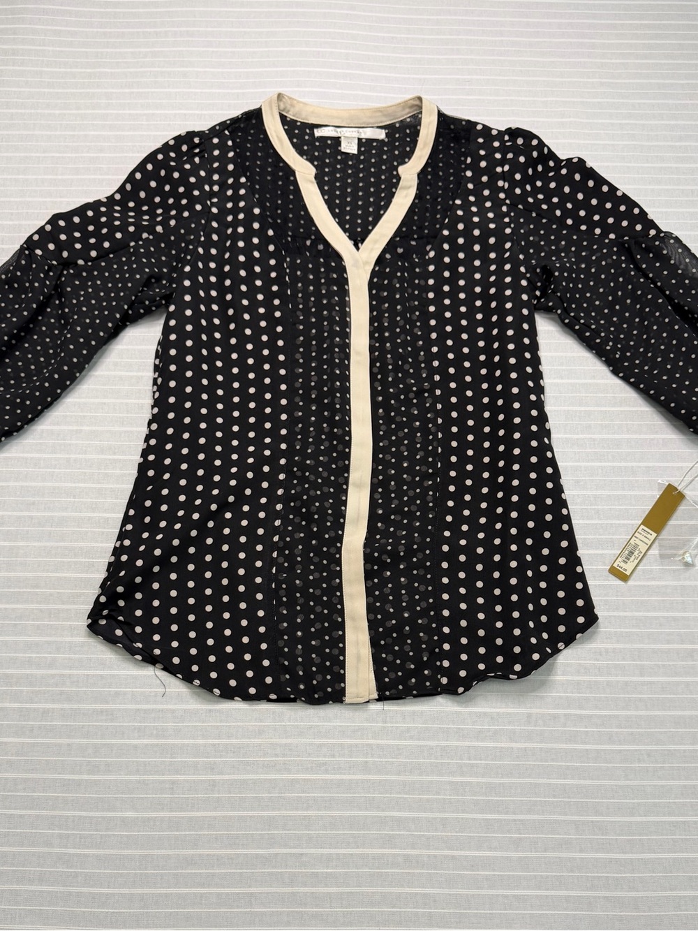 LC Lauren Conrad Black & Cream Polka Dot Blouse – NWT – XS 🖤🤍